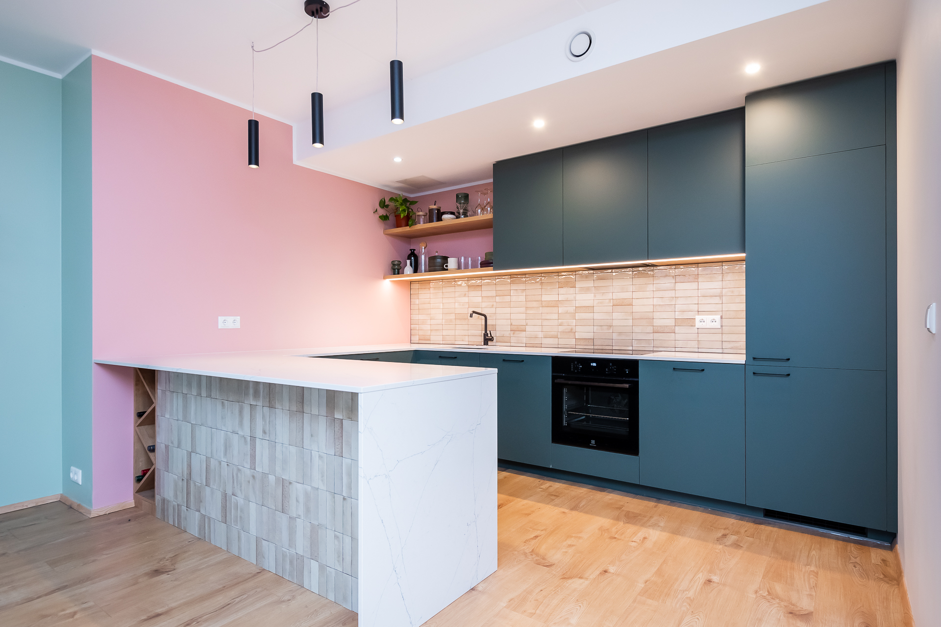 Teal Blush
