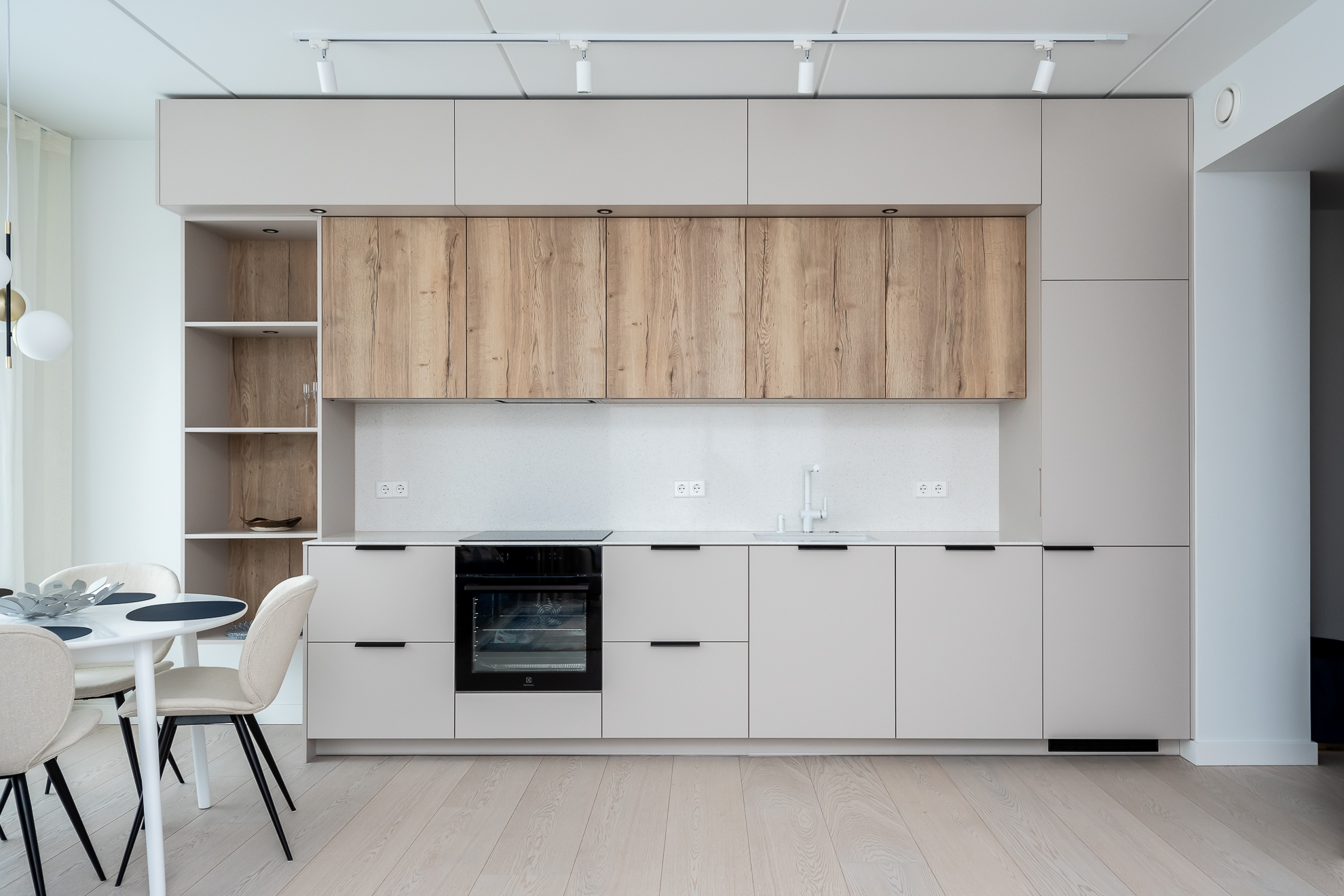 Taupe Oak