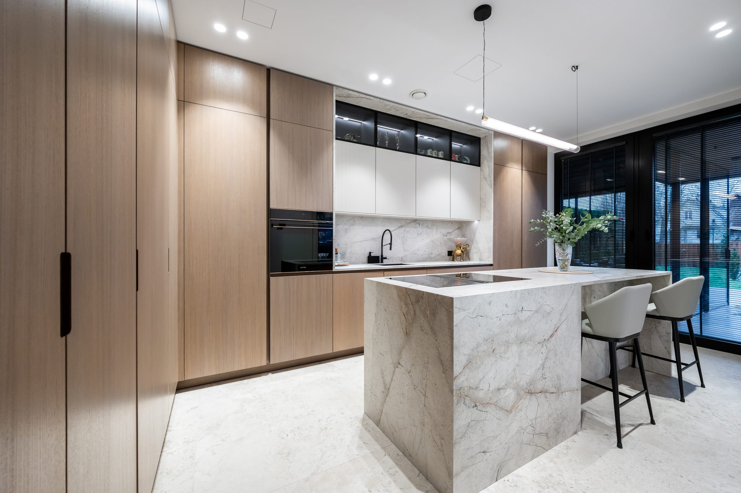 Oak Stone